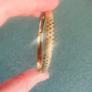 10k Gold Bangle Bracelet